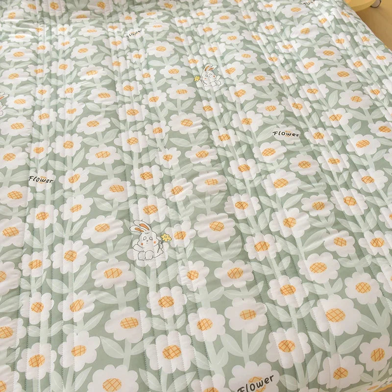 Lightweight Cooling-Feel Summer Blanket