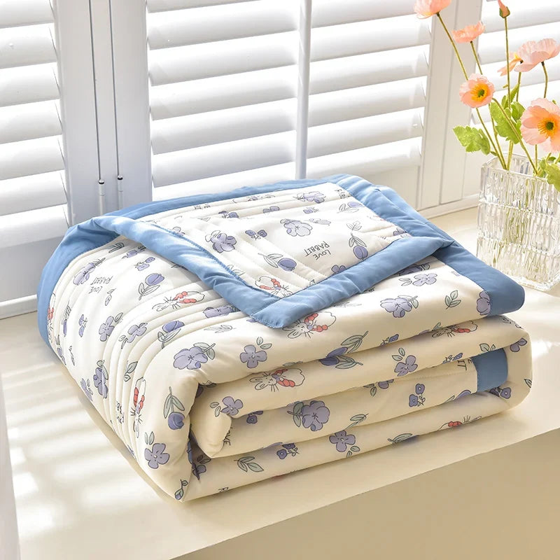 Lightweight Cooling-Feel Summer Blanket